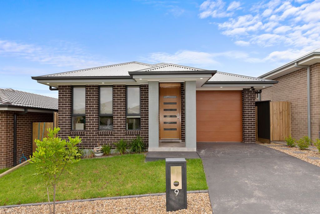 9 Summers Street, Spring Farm NSW 2570