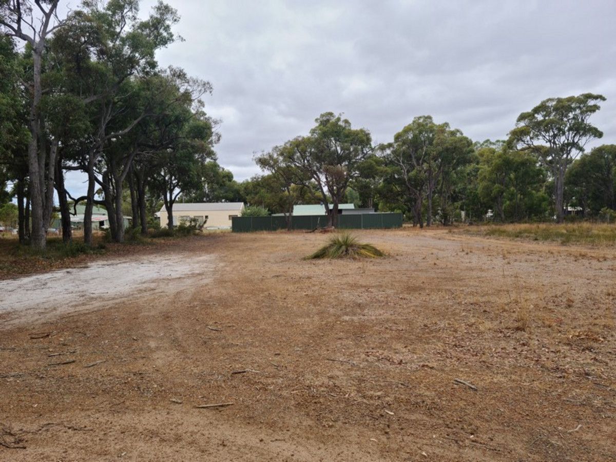 Vacant land in 52 Second Avenue, KENDENUP WA, 6323
