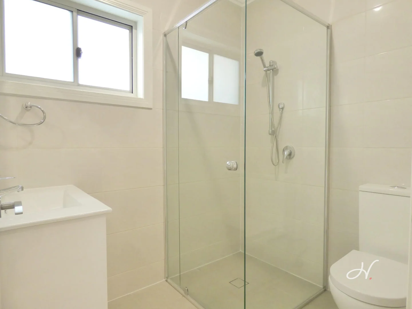 Additional image 7 of 3A Hume Boulevard, Killarney Vale NSW 2261