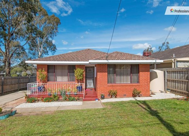 15 Mcdonald Street, Melton South VIC 3338