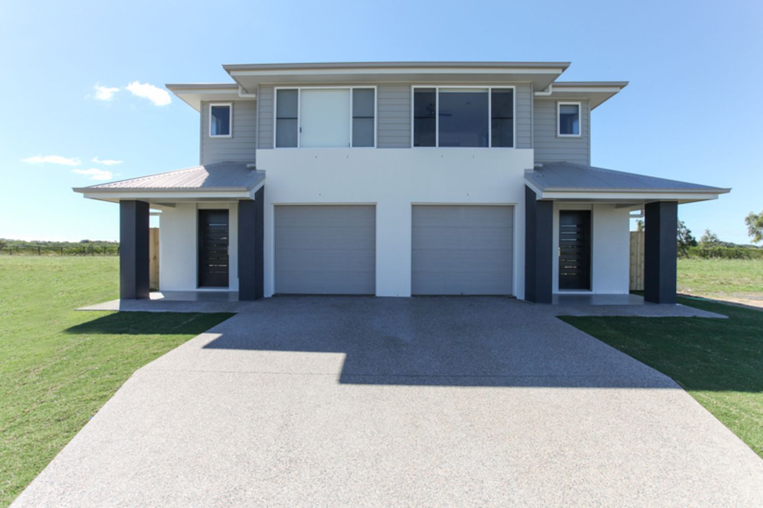 1/44 Moreton Drive, Rural View Property History & Address Research