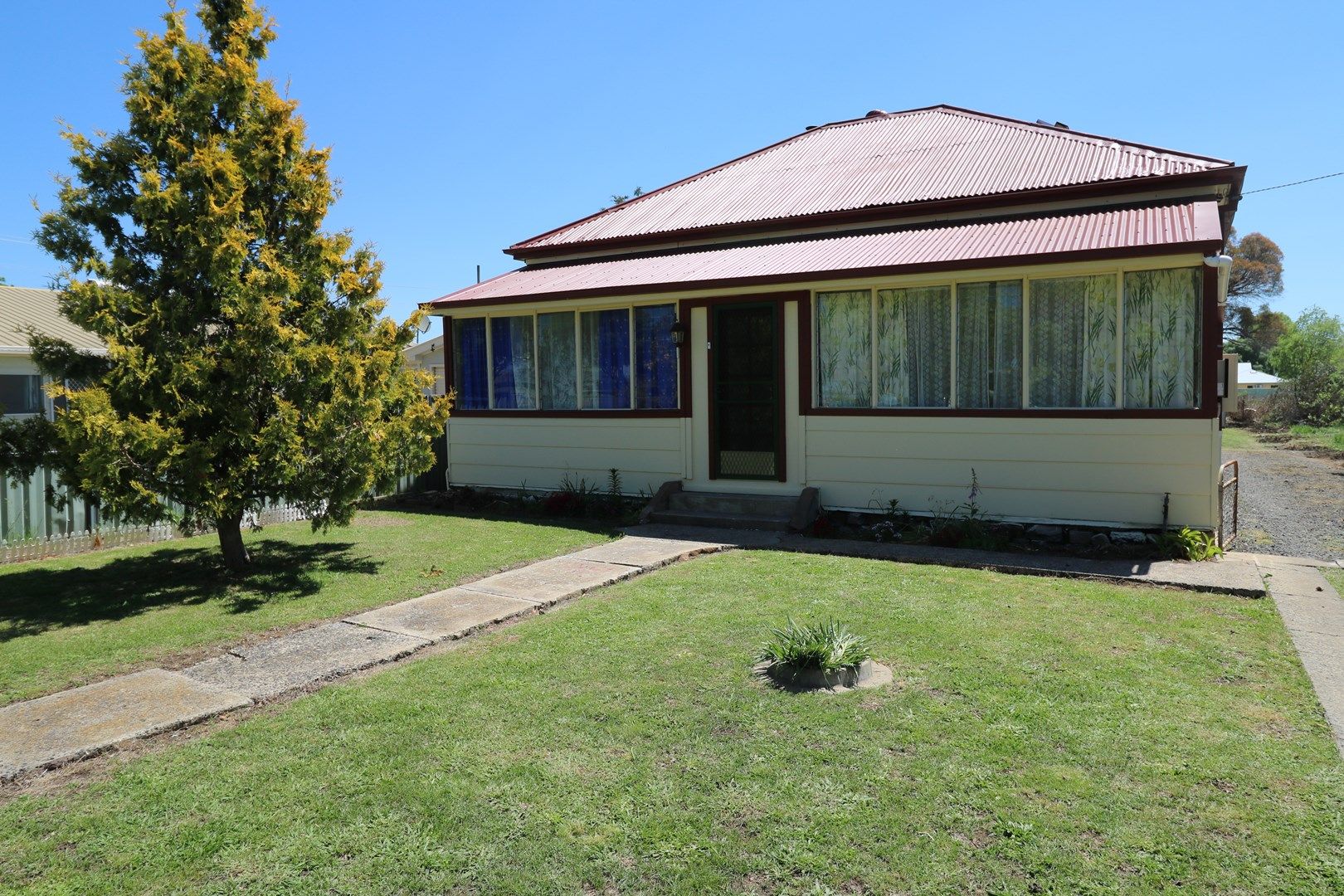 66 Grey Street, Glen Innes NSW 2370, Image 0