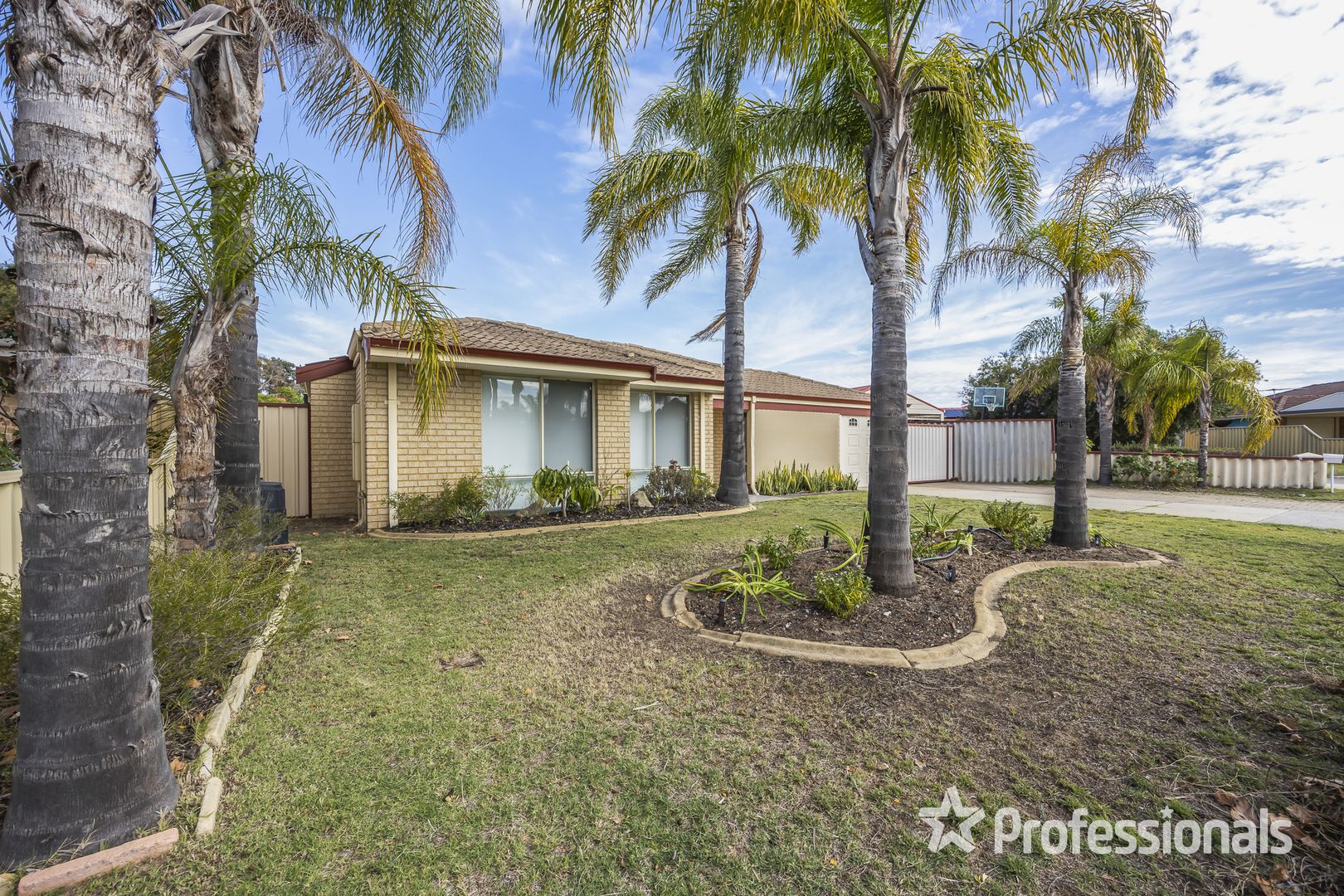 9 Pondana Mews, Ballajura WA 6066, Image 2