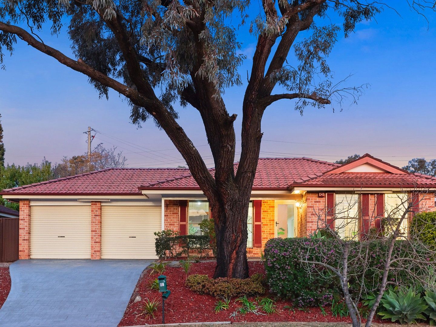 3 bedrooms House in 25 Hampton Crescent PROSPECT NSW, 2148