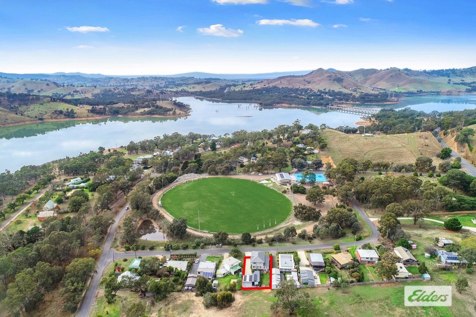 4 bedrooms House in 11 Zimmerman Avenue BONNIE DOON VIC, 3720