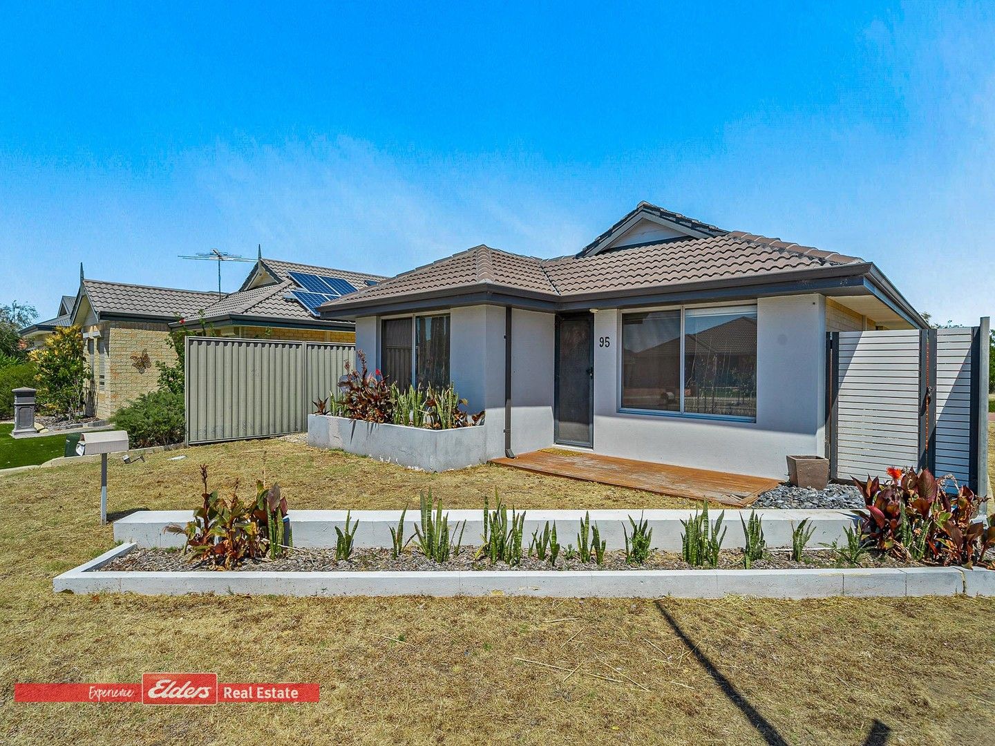3 bedrooms House in 95 Smirk Drive BALDIVIS WA, 6171