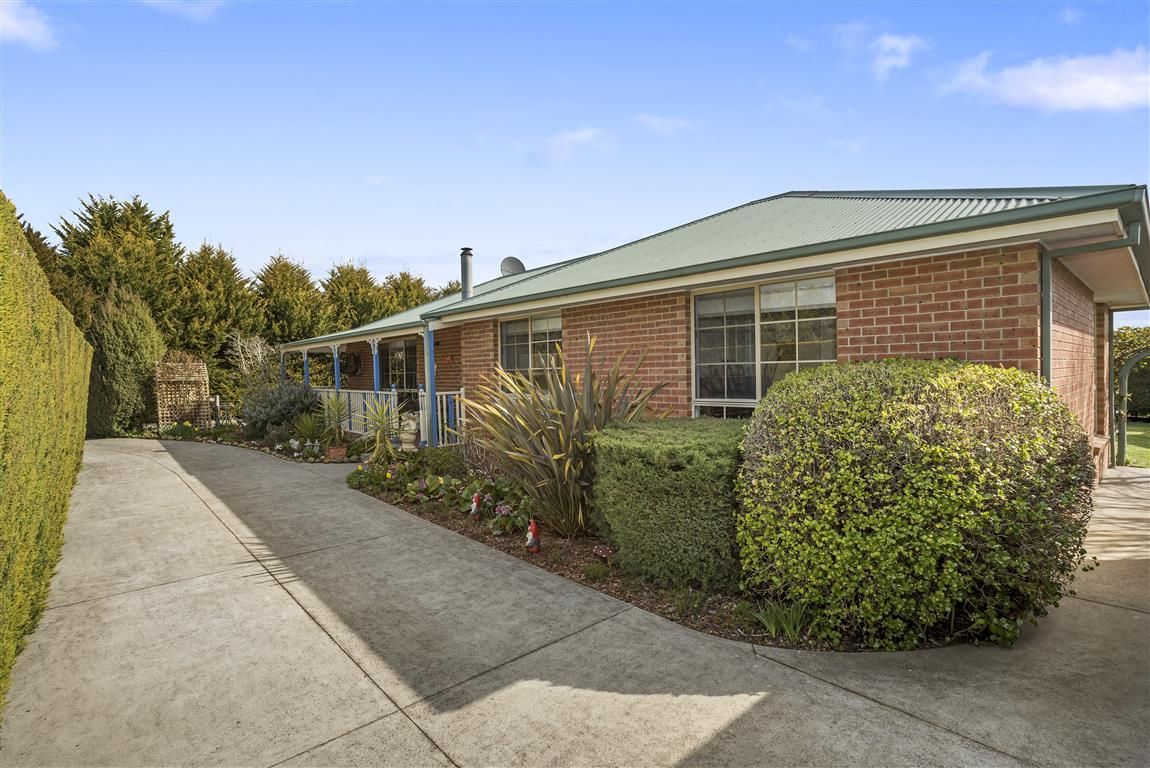 1107 Kyneton-Redesdale Road, Langley VIC 3444, Image 2