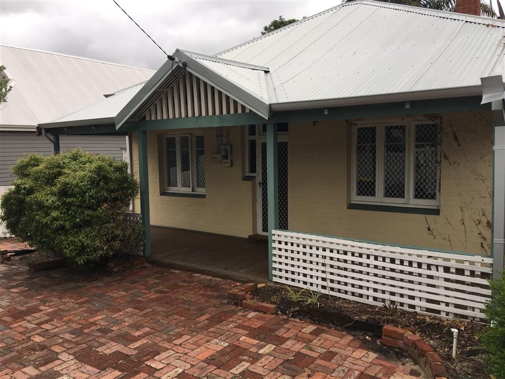 35 Gresham Street, Victoria Park WA 6100 House For Rent 385 Domain