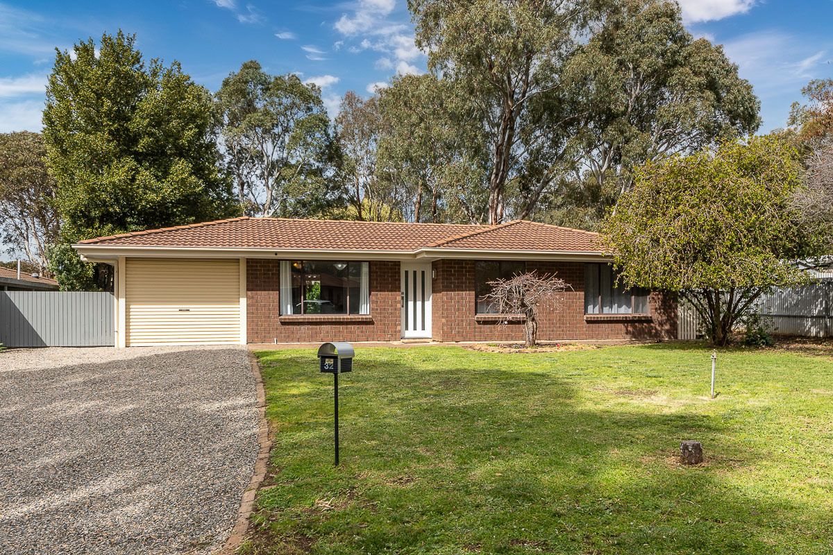 32 Lewis Ave, Mount Barker SA 5251, Image 0