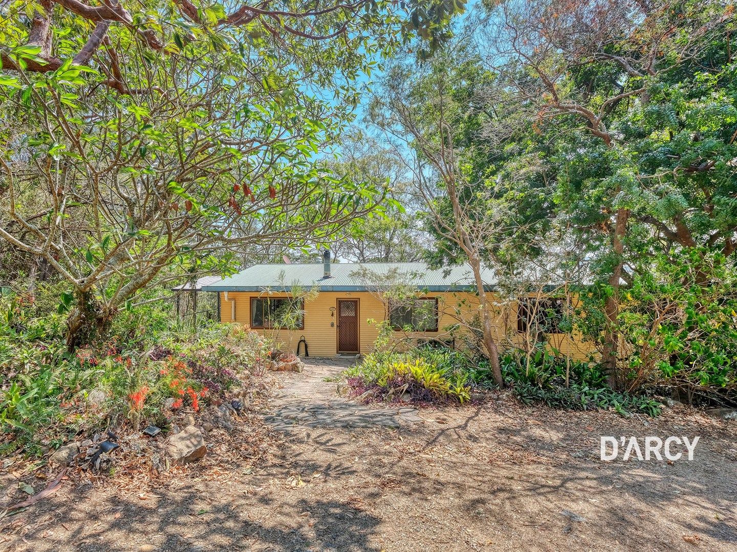 5 bedrooms House in 49 Yarrabee Rd THE GAP QLD, 4061