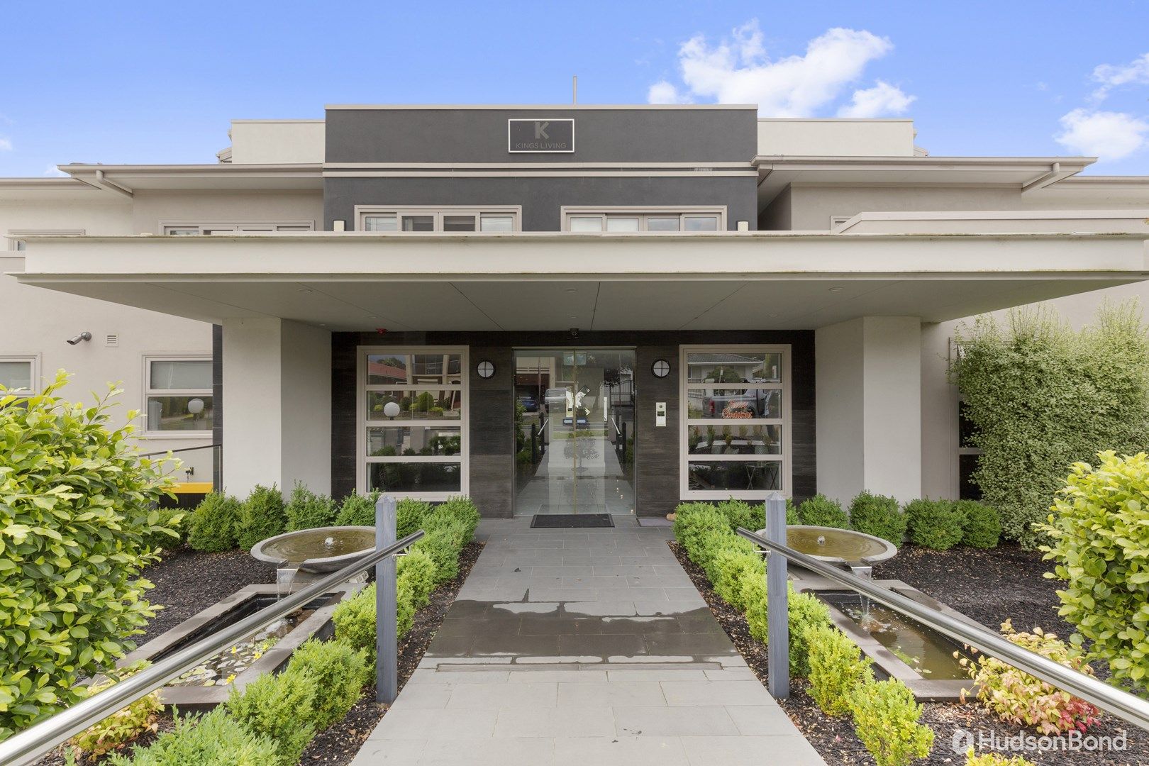 2 bedrooms Apartment / Unit / Flat in 19/31-33 King Street TEMPLESTOWE VIC, 3106