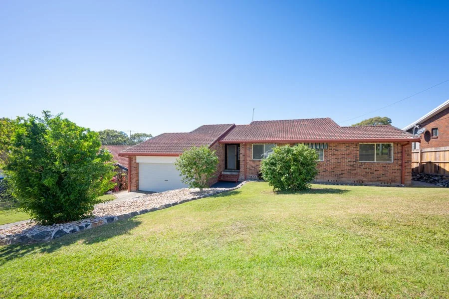 12 Panorama Parade, Safety Beach NSW 2456
