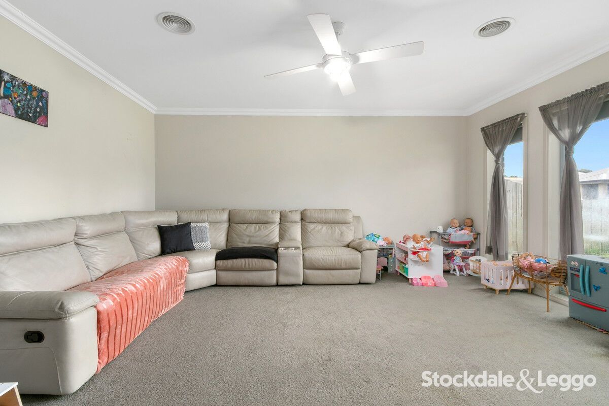 15 Mountain Grey Circuit, Morwell VIC 3840, Image 1