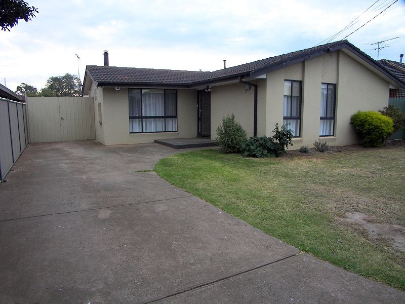 3 bedrooms House in 29 Milverton Street MELTON VIC, 3337