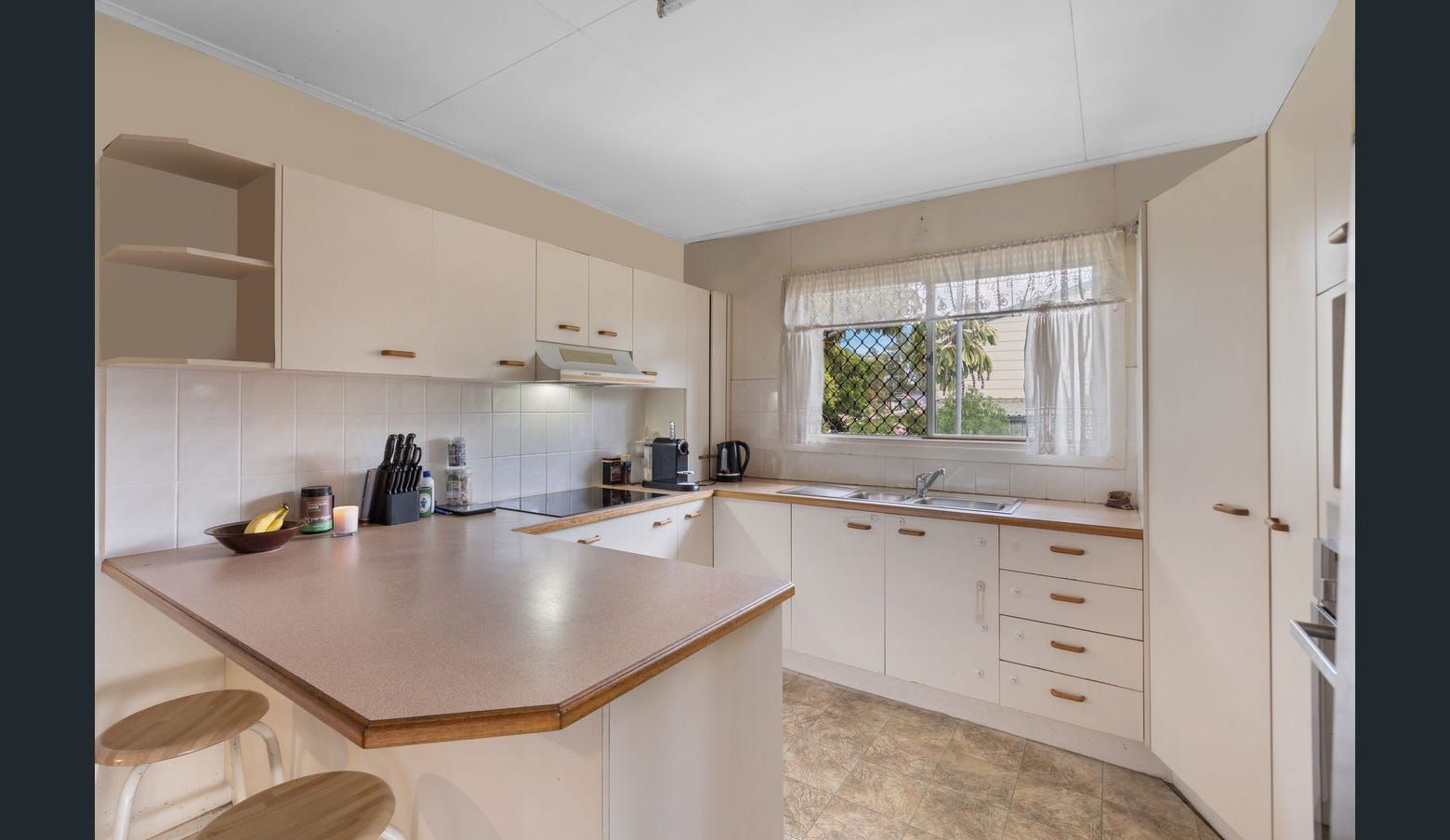 4 bedrooms House in 29 Ellen Street LOGAN CENTRAL QLD, 4114