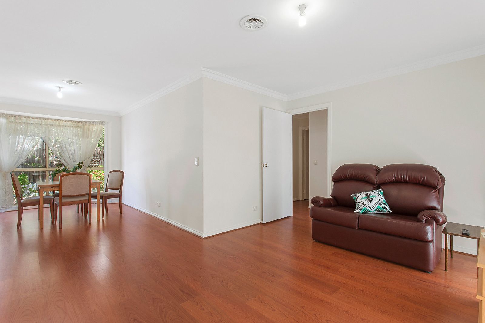 3/16 Orange Grove, Essendon North VIC 3041, Image 2