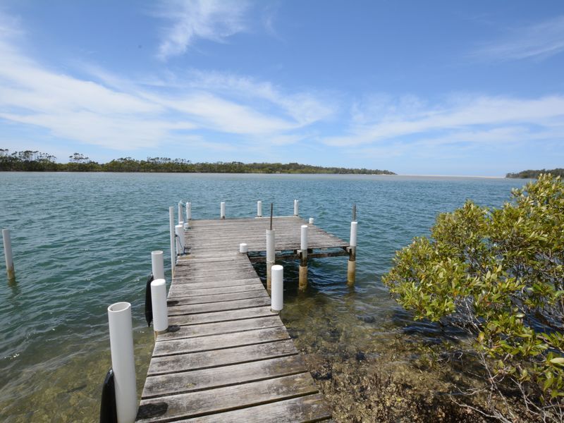 273 Cowans Lane, Oxley Island NSW 2430 House for Sale 1,570,000