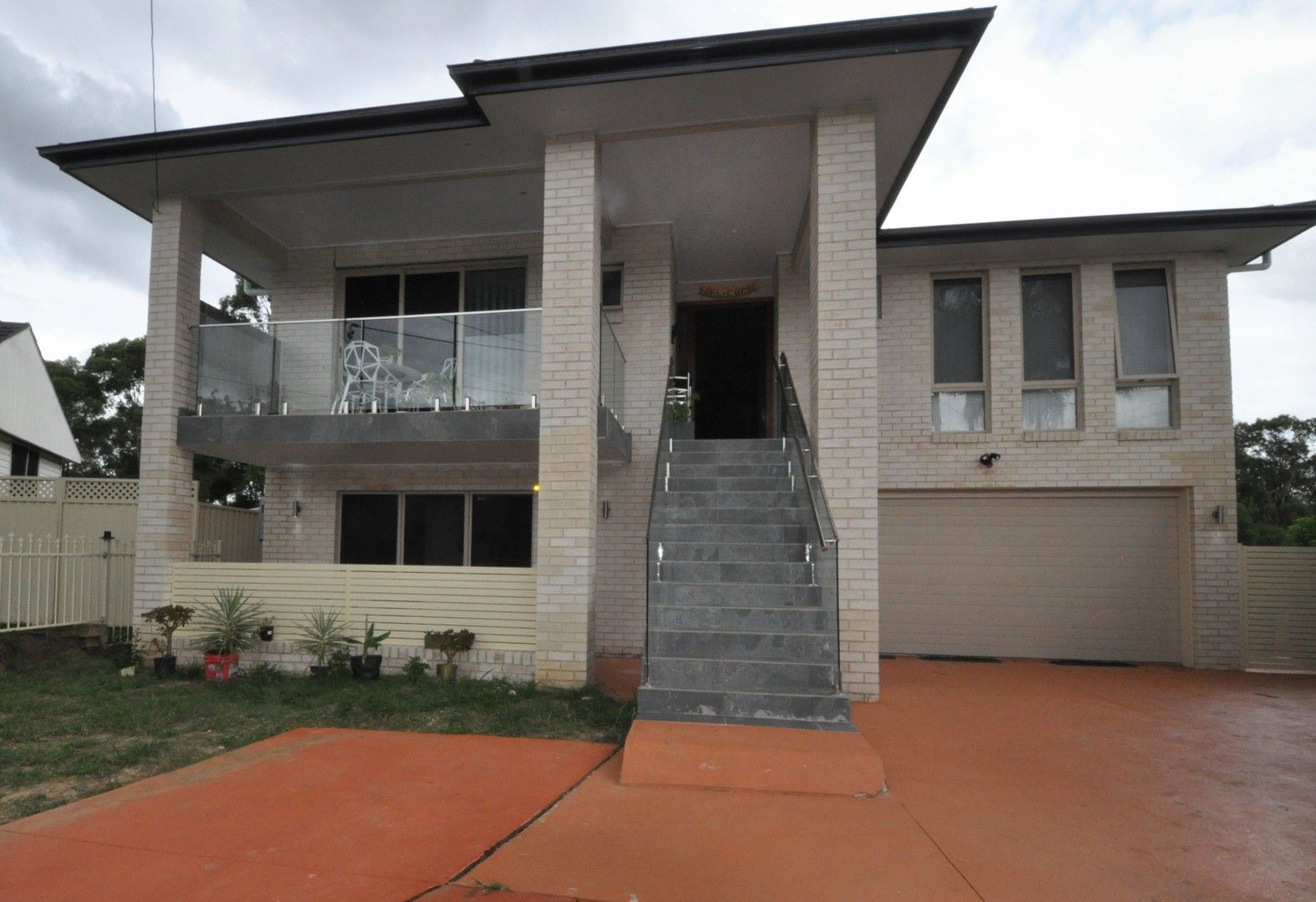 2 bedrooms Apartment / Unit / Flat in 32A Nicholls Street WARWICK FARM NSW, 2170