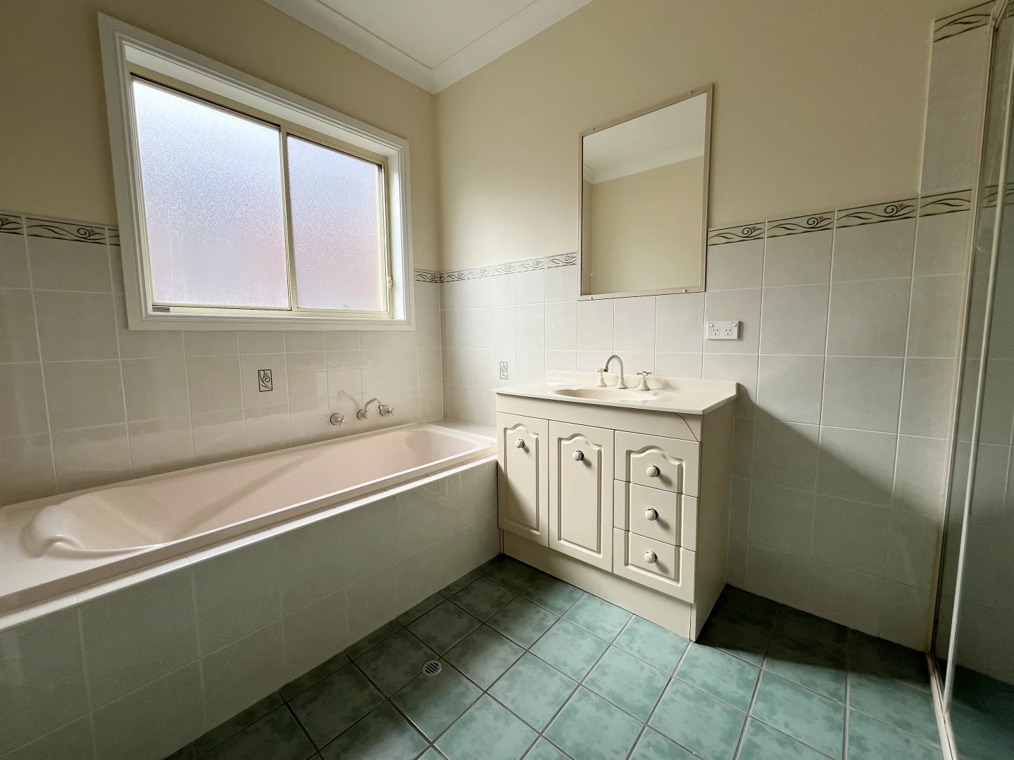 Additional image 5 of 60a Edwards Street, Young NSW 2594