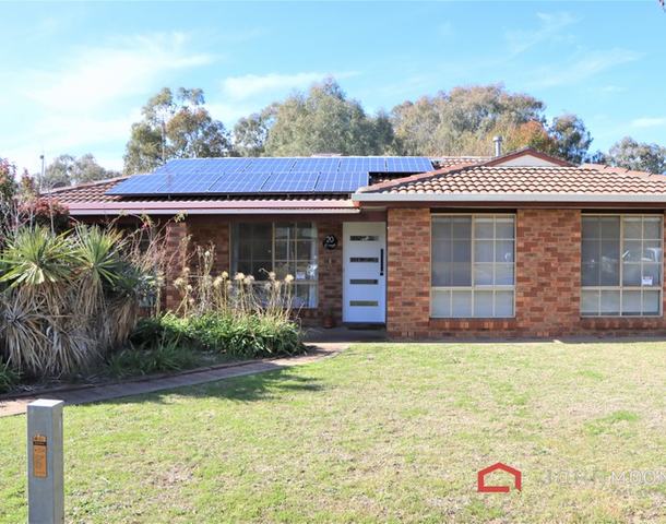 20 Karoom Drive, Glenfield Park NSW 2650