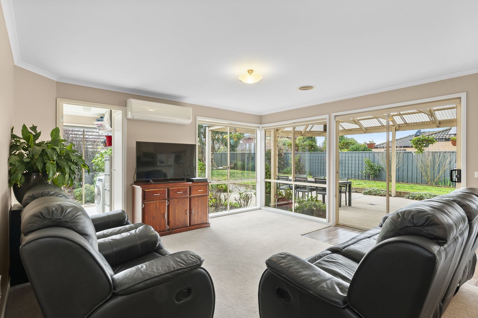 188 Cuthberts Road, Alfredton VIC 3350, Image 2