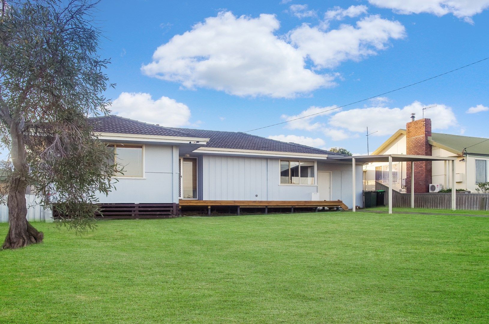 3 bedrooms House in 13 Leslie Street YAKAMIA WA, 6330