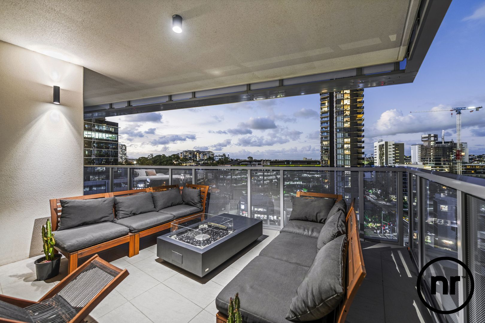 1007/70 Longland Street, Newstead QLD 4006, Image 2