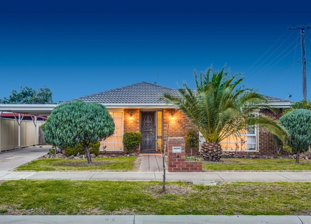 14 Julier Crescent, Hoppers Crossing VIC 3029