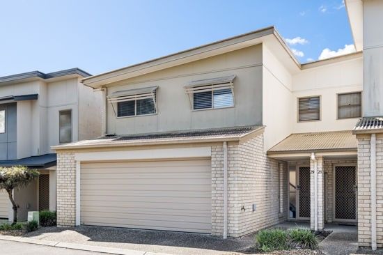 3 bedrooms Townhouse in 29/172-180 Fryar Road EAGLEBY QLD, 4207