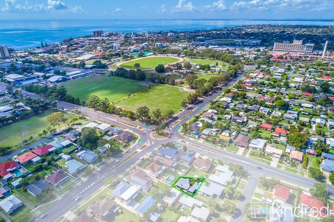 Picture of 3/4 Longland Street, REDCLIFFE QLD 4020