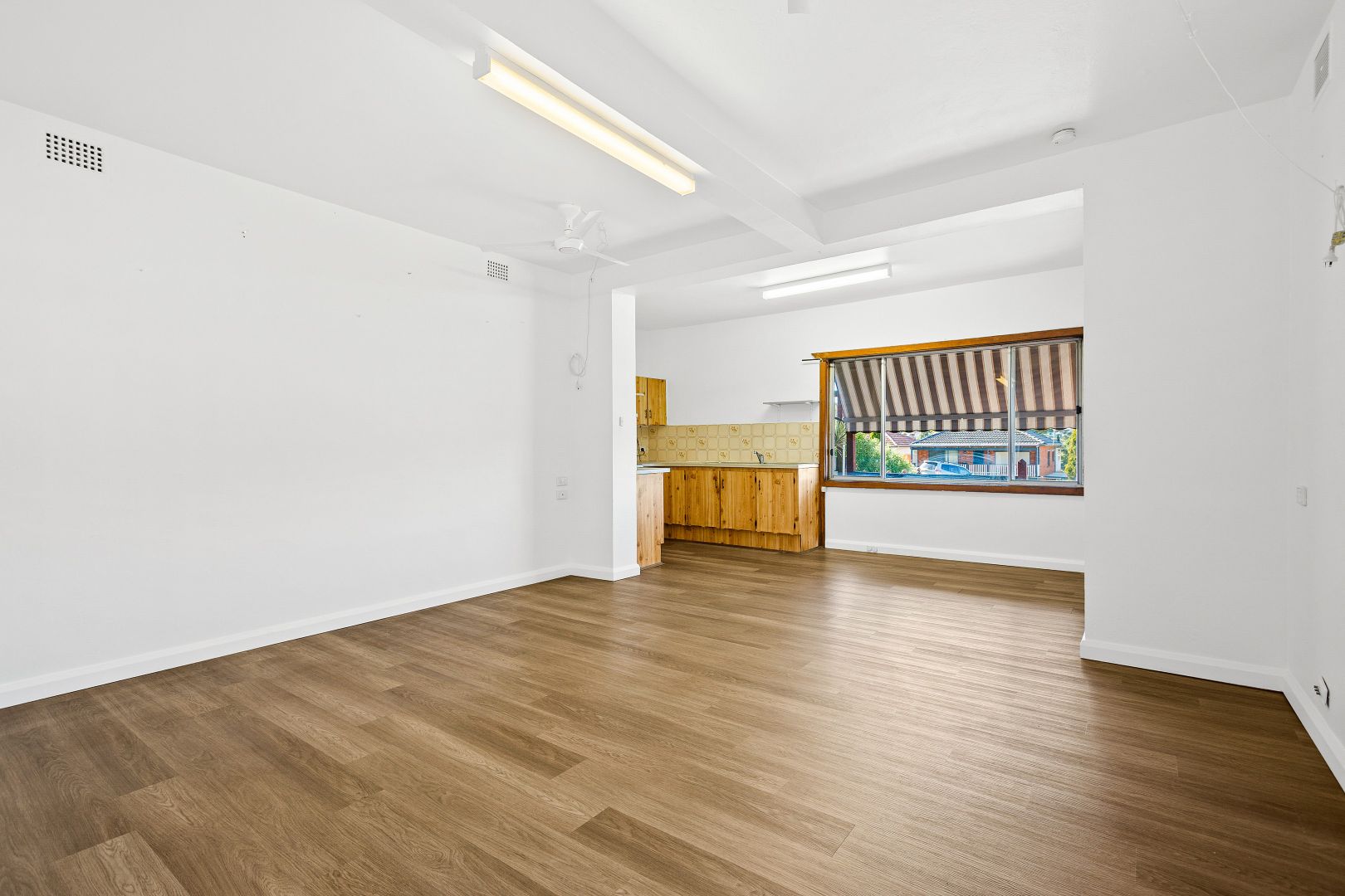 2/62 Denise Street, Lake Heights NSW 2502 Apartment For Rent 360