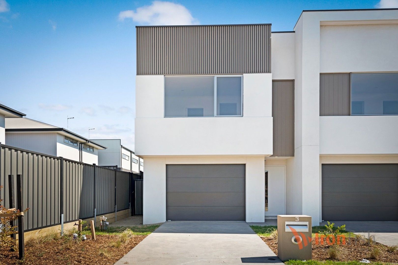 3 bedrooms Townhouse in 3 Nautical Crescent CRAIGIEBURN VIC, 3064