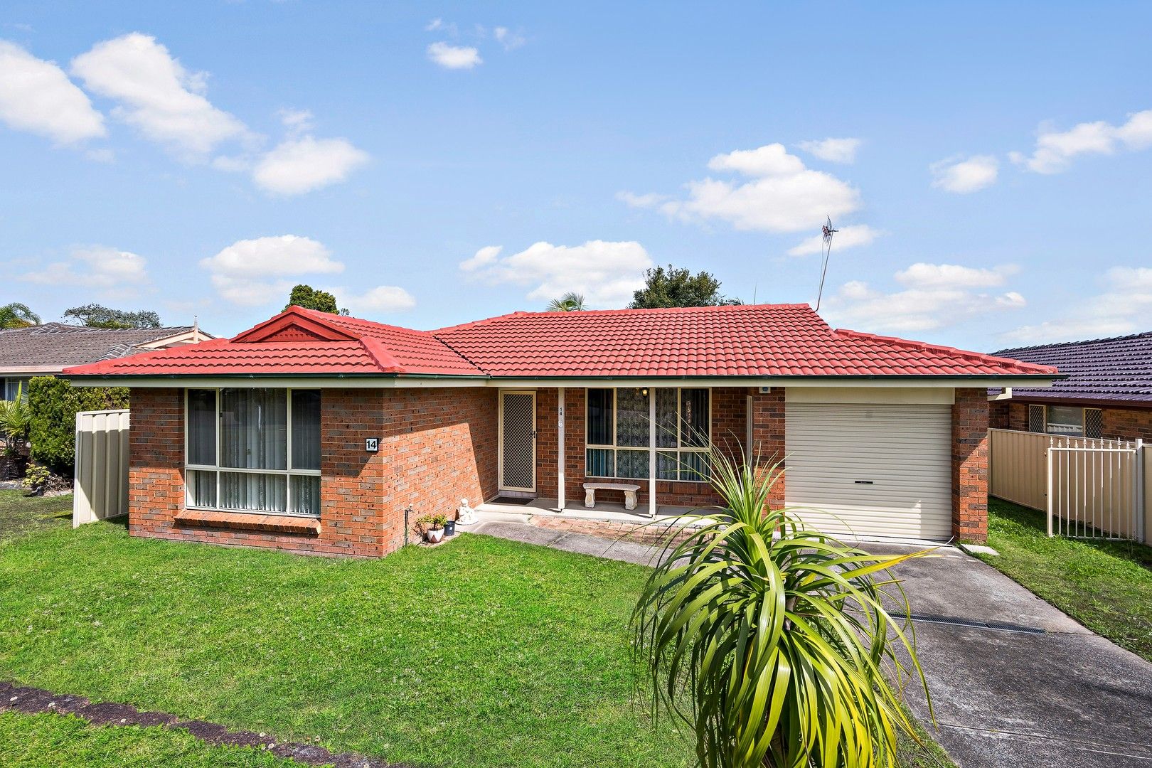 14 Crowe Street, Lake Haven NSW 2263, Image 0