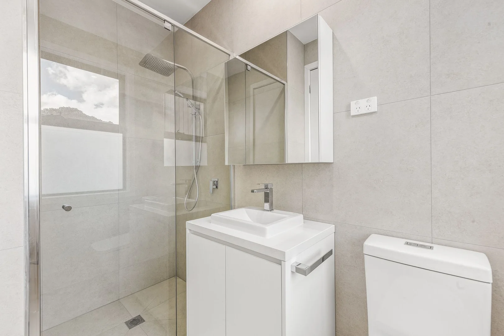 Additional image 8 of 71B Yuille Street, Frankston VIC 3199