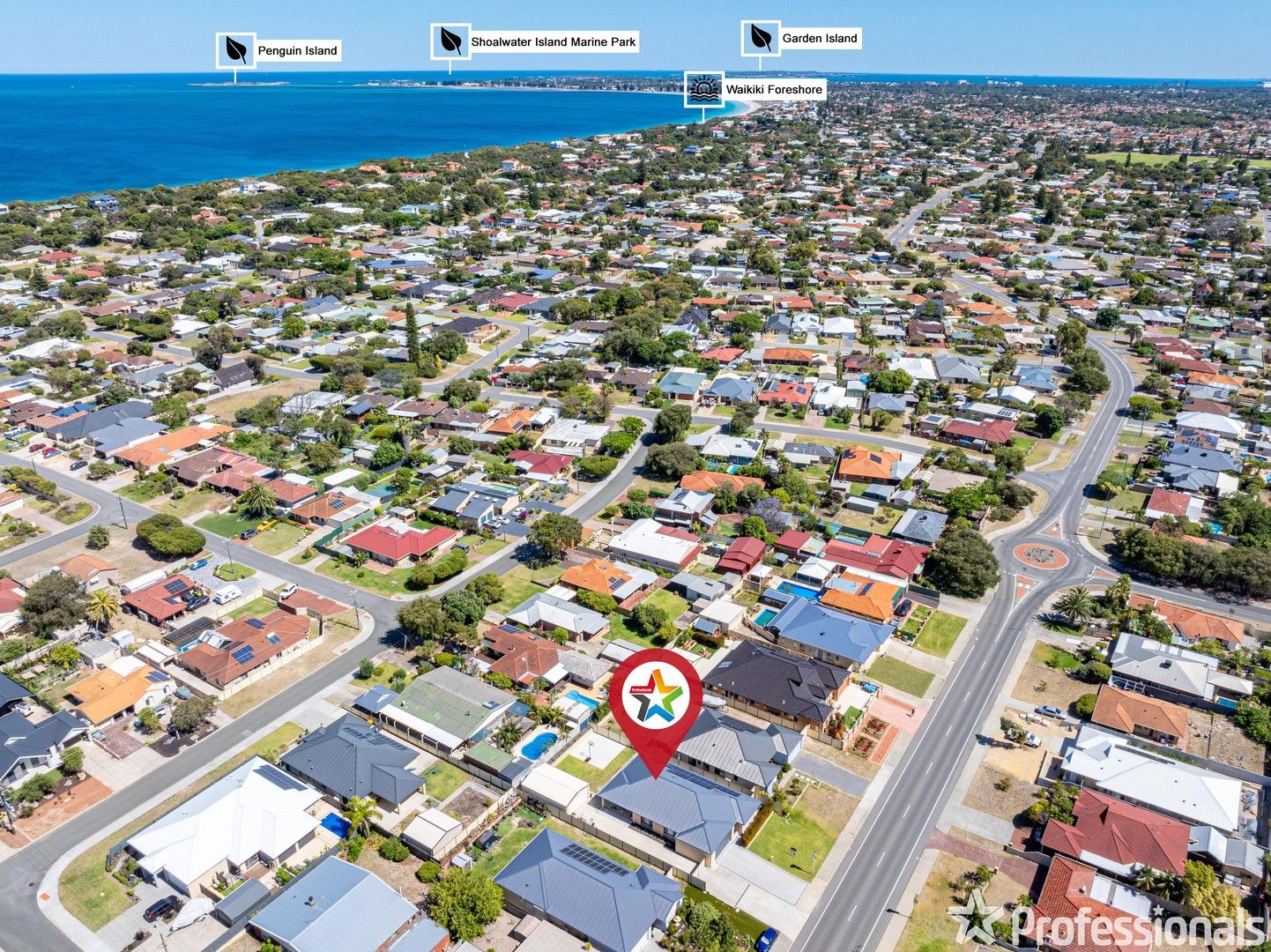 4 bedrooms House in 165 Currie Street WARNBRO WA, 6169