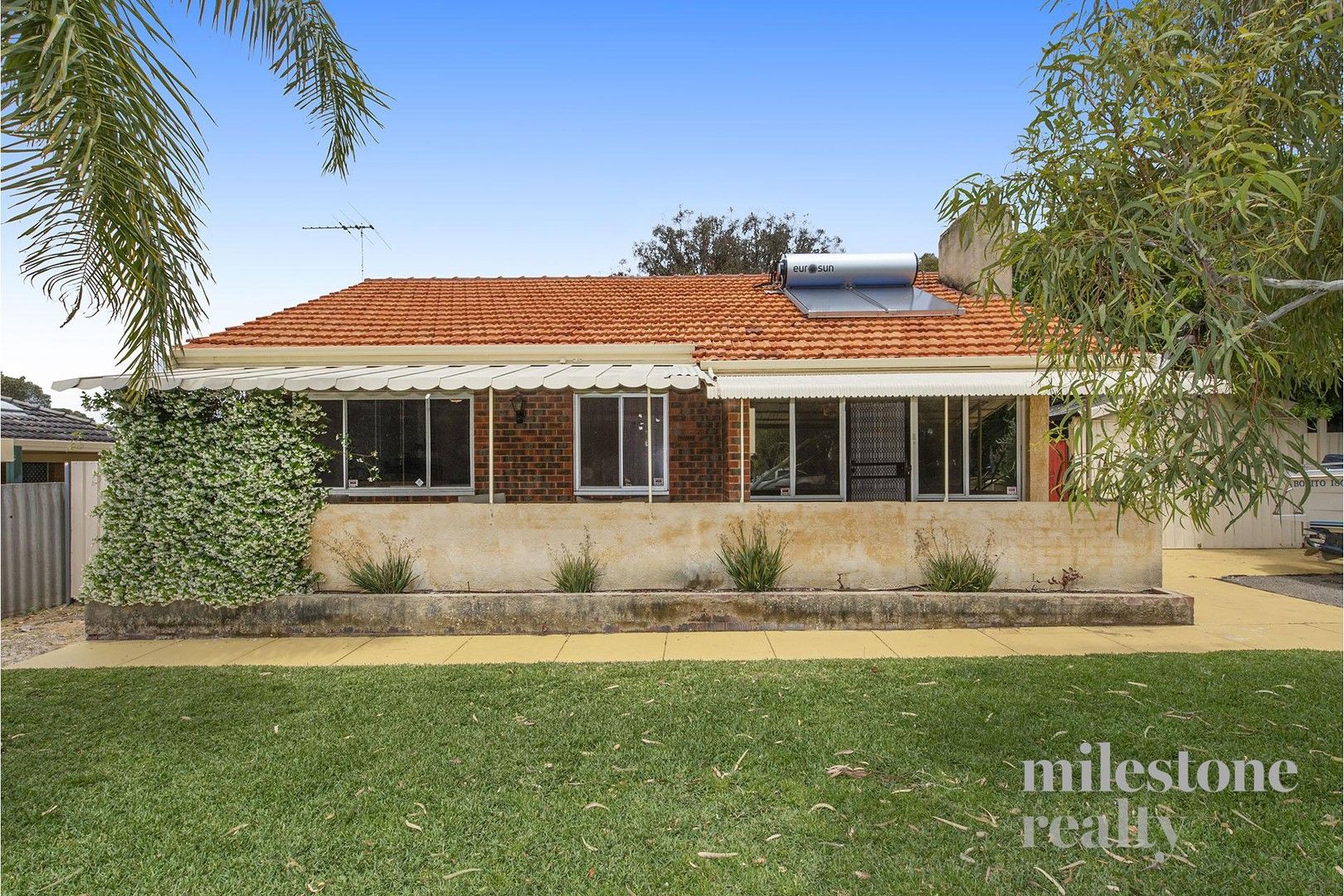 4 bedrooms House in 57 Hartley Street COOLBELLUP WA, 6163