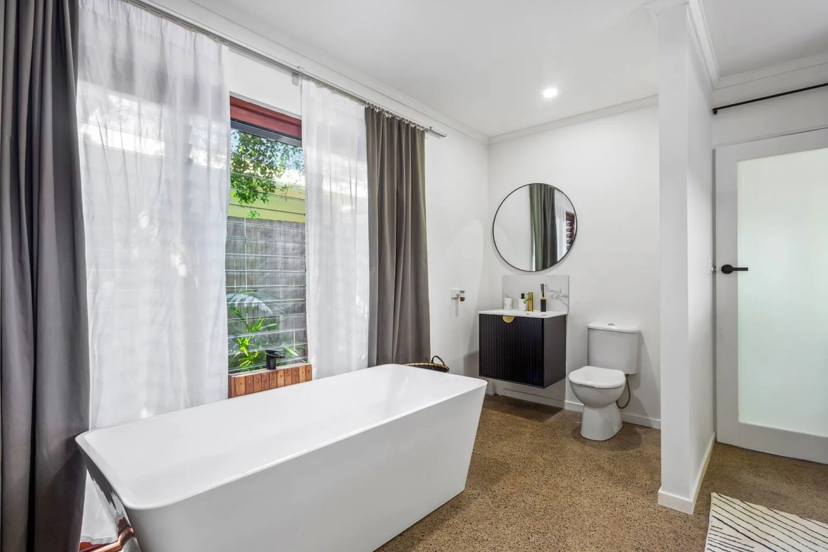 Additional image 7 of 18a Lake View Drive, Tewantin QLD 4565