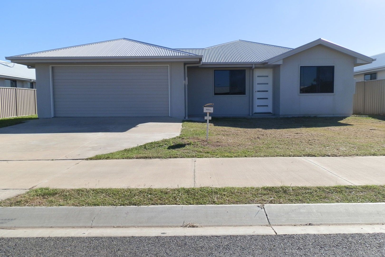 15 Lauren Way, Emerald QLD 4720, Image 0