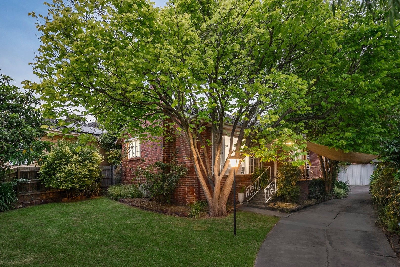 3 bedrooms House in 4 Ashwood Drive NUNAWADING VIC, 3131