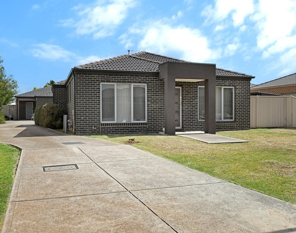 1/5 Fishburn Grove, Harkness VIC 3337