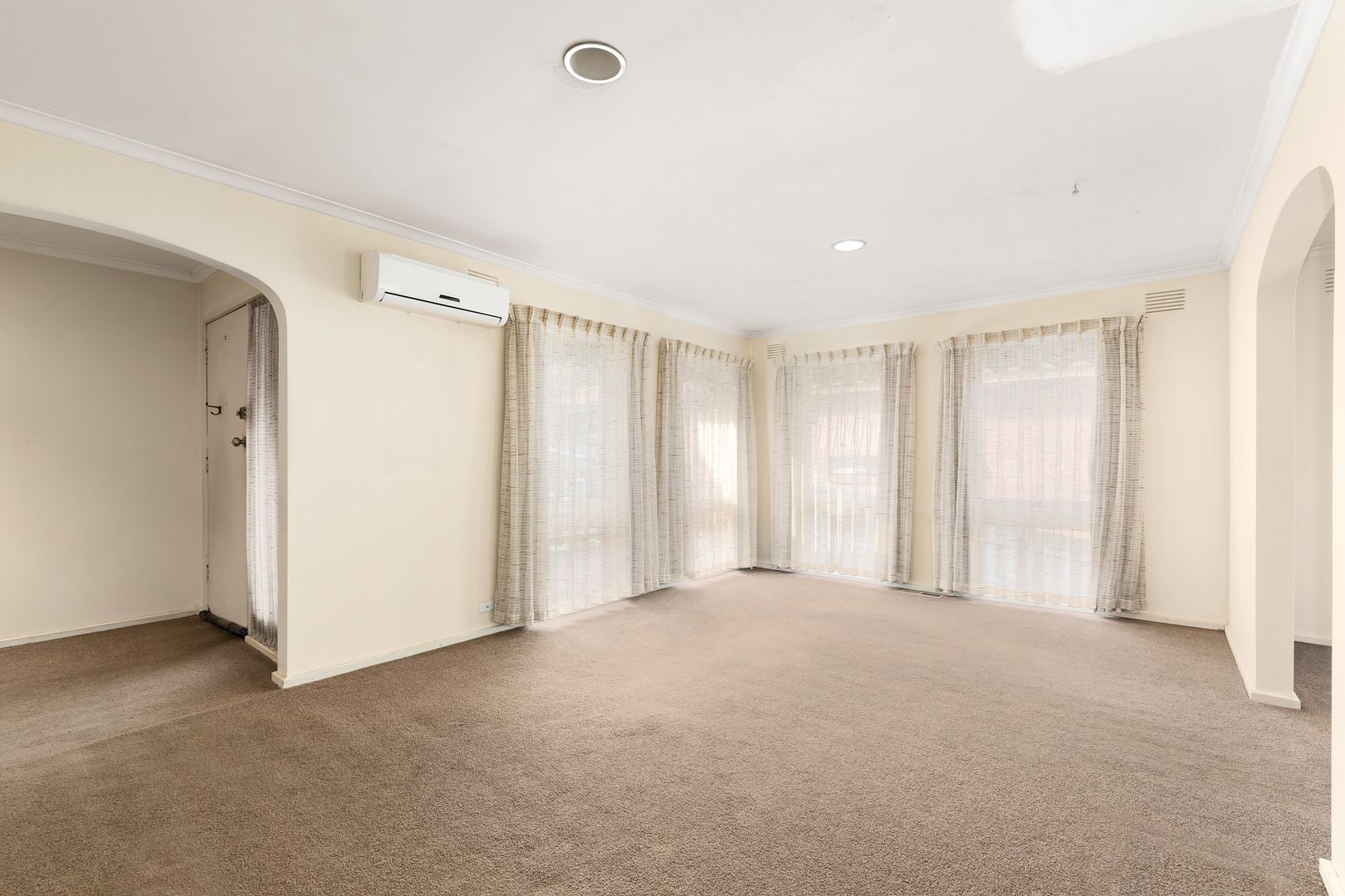 184 Hickling Avenue, Greensborough VIC 3088, Image 2