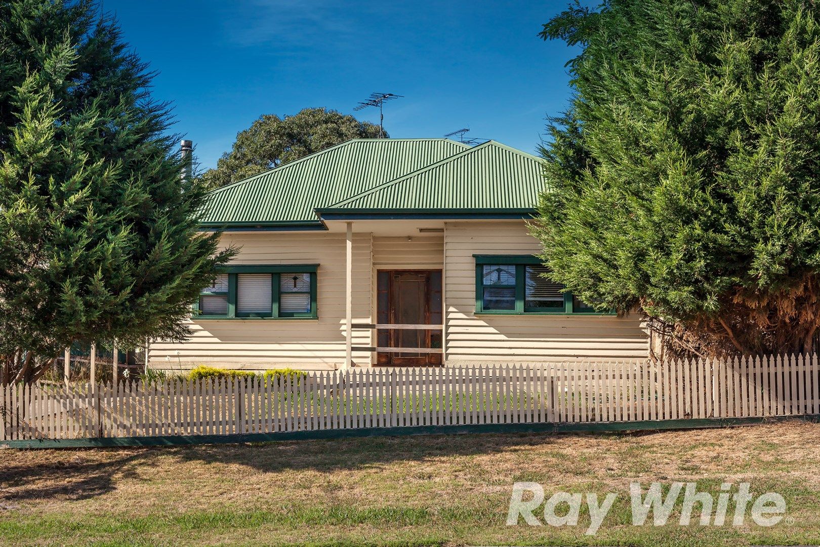 19 DRY CREEK CRESCENT, Wandong VIC 3758, Image 0