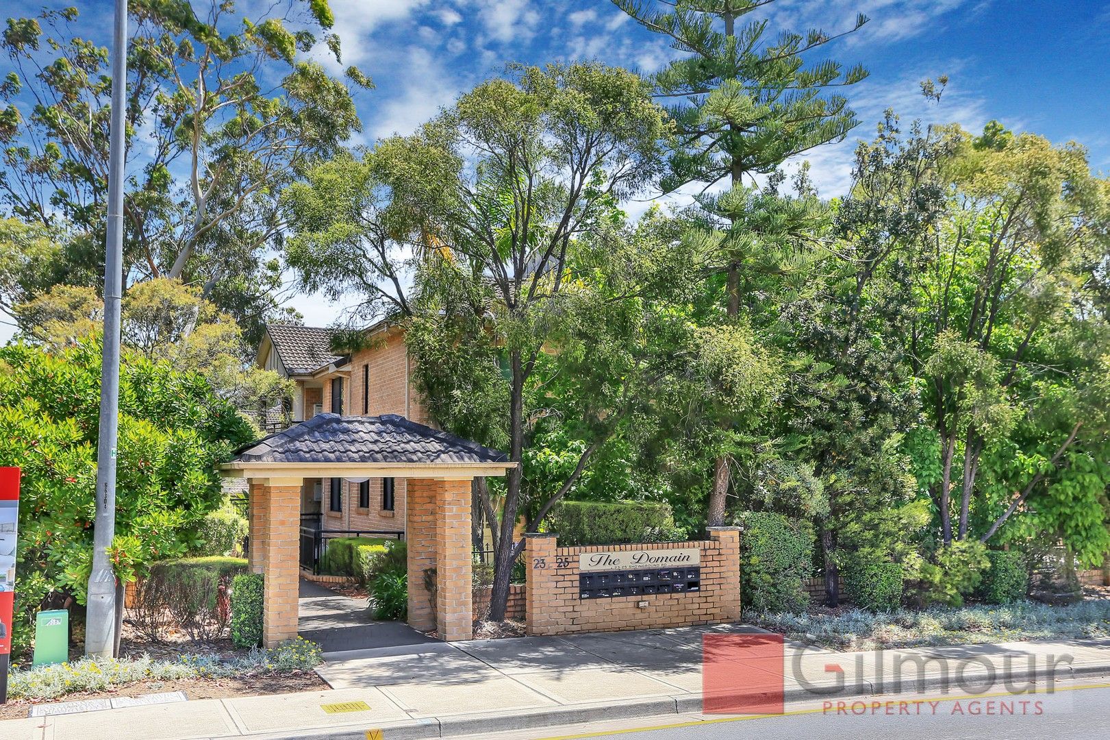 2 bedrooms House in 28B Olola Avenue CASTLE HILL NSW, 2154