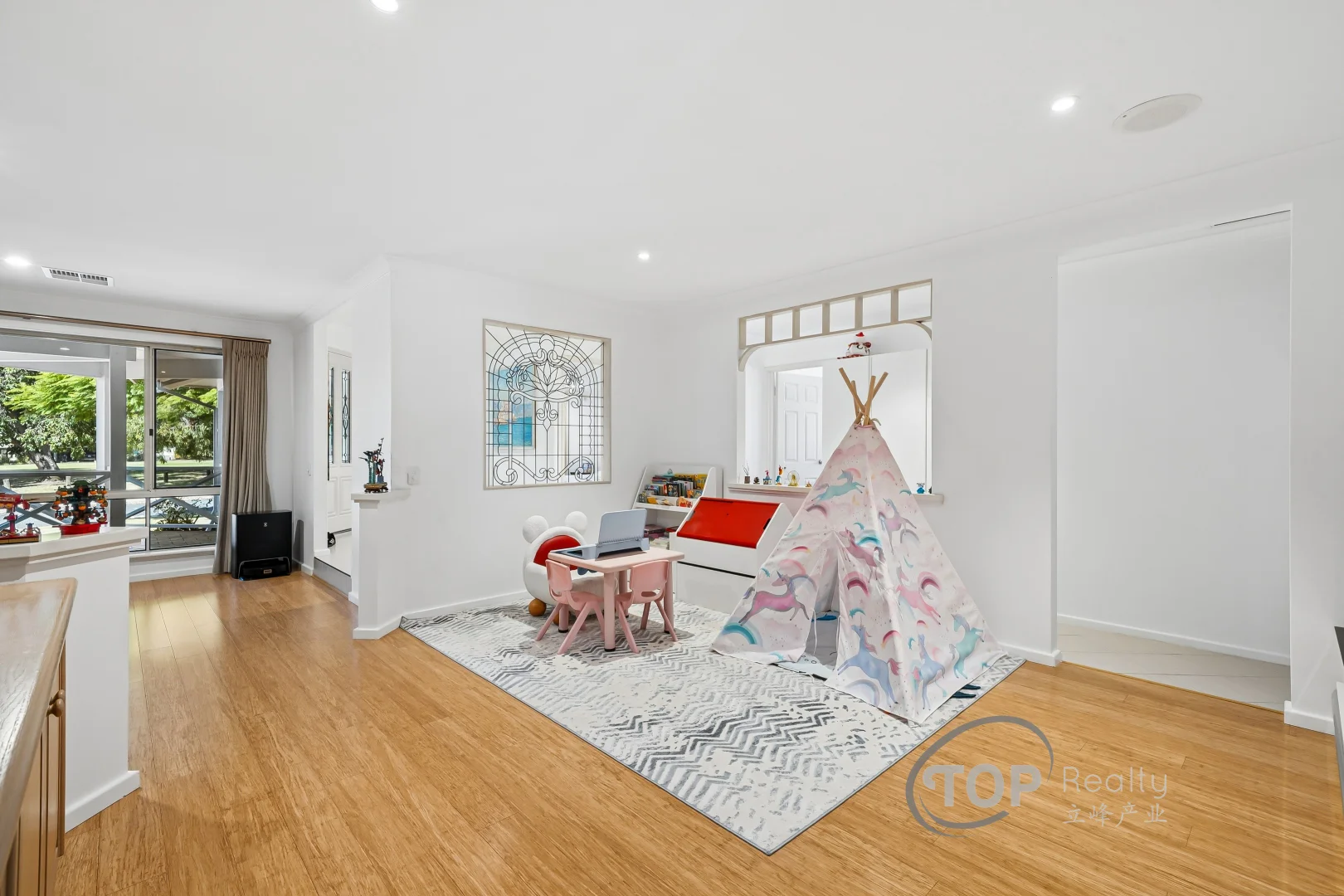 Additional image 14 of 34 Sinclair Crescent, Winthrop WA 6150