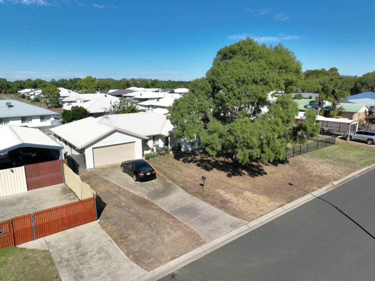 7 Oak crescent, Bowen QLD 4805, Image 0