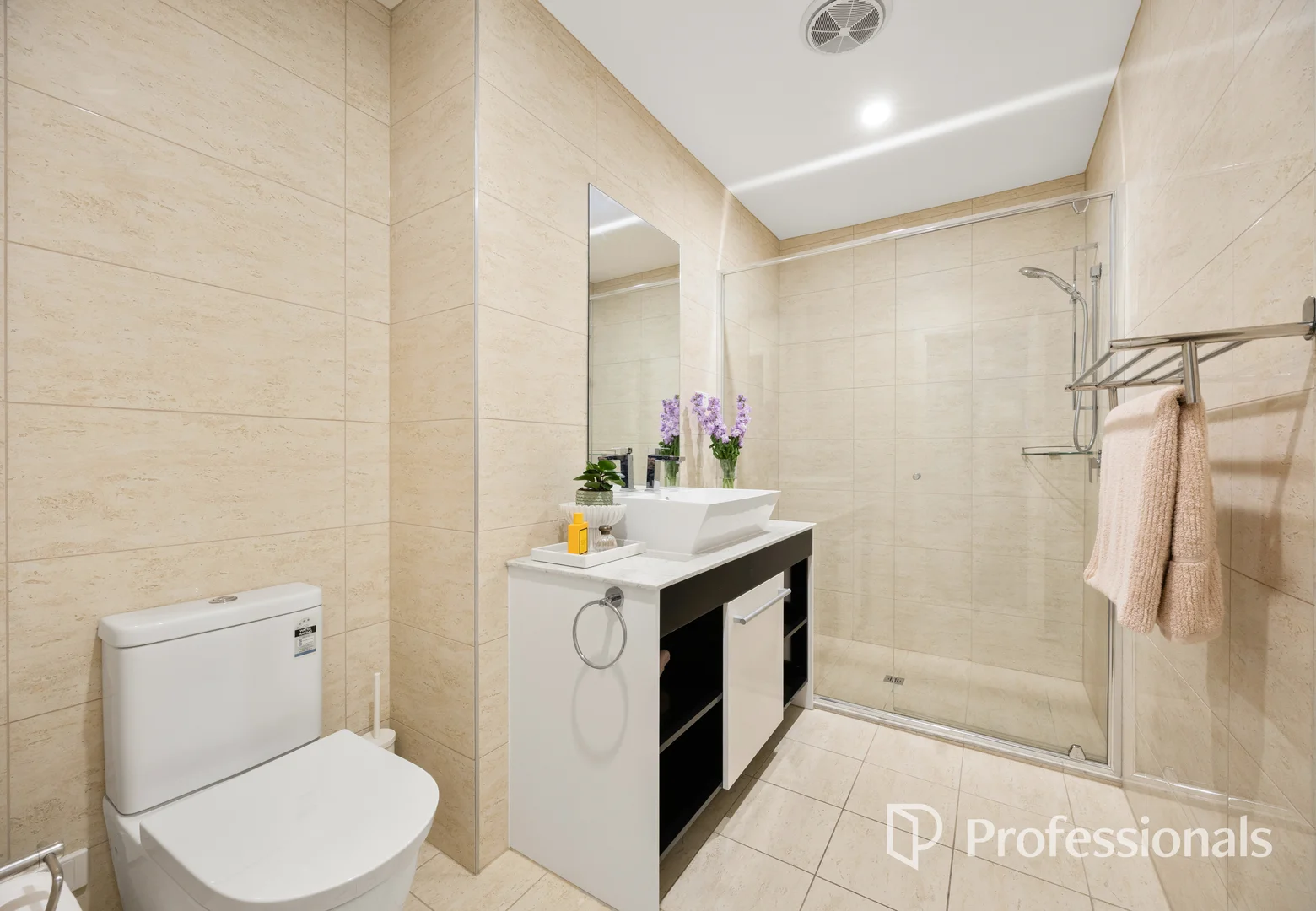 Additional image 9 of 2/7 Toinette Court, Doncaster East VIC 3109