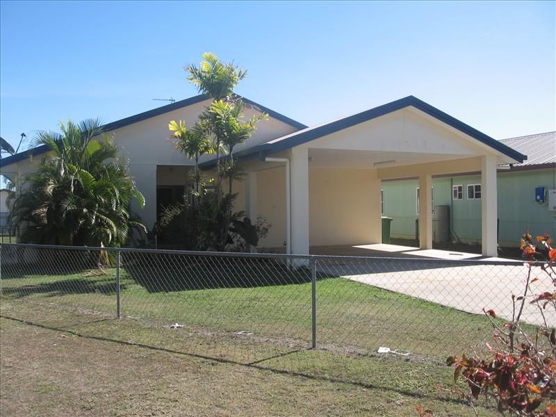 14 Mountain View Close, Mareeba QLD 4880, Image 0