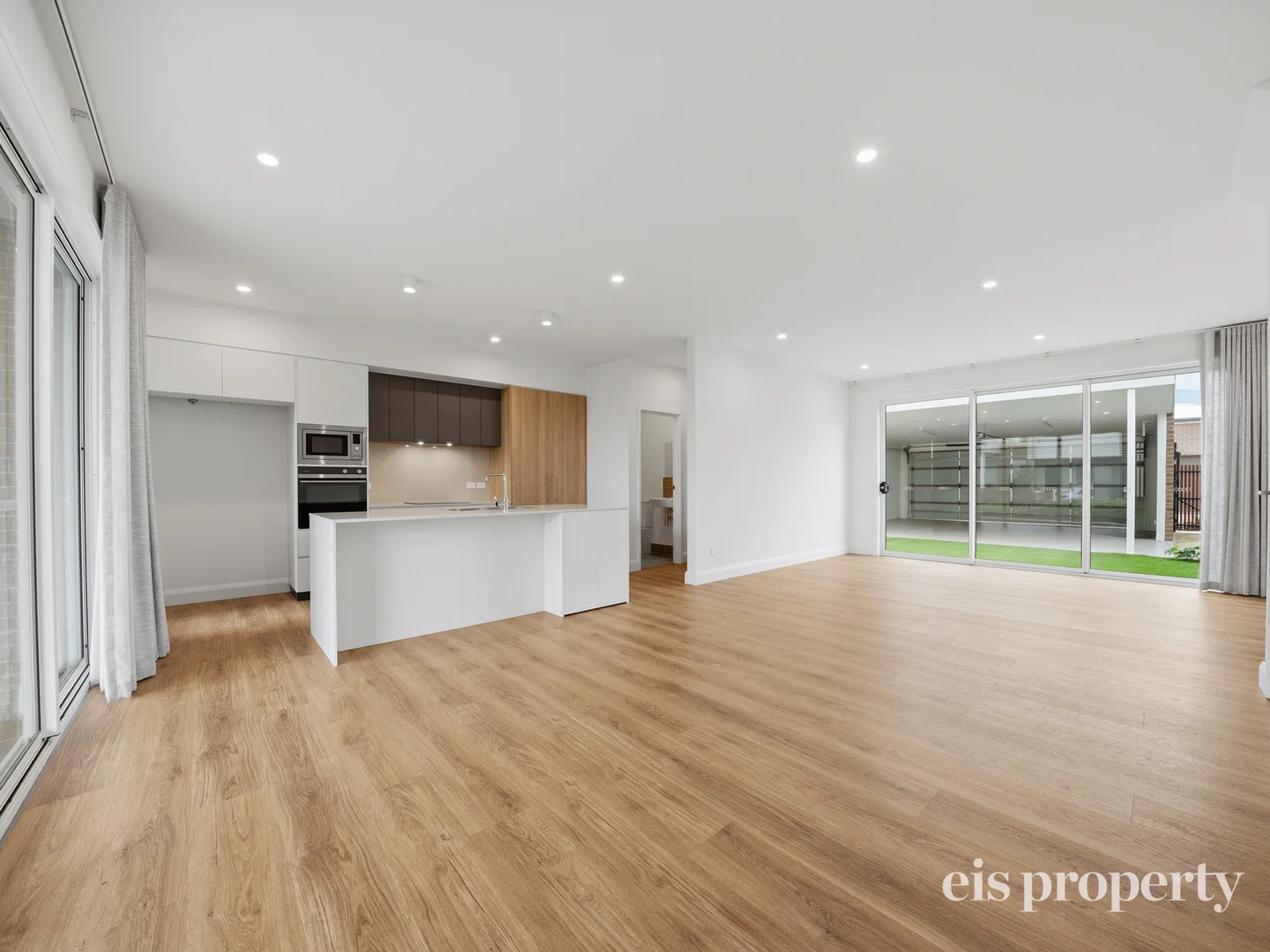 Additional image 2 of 4 Rock Lily Way, Kingston TAS 7050