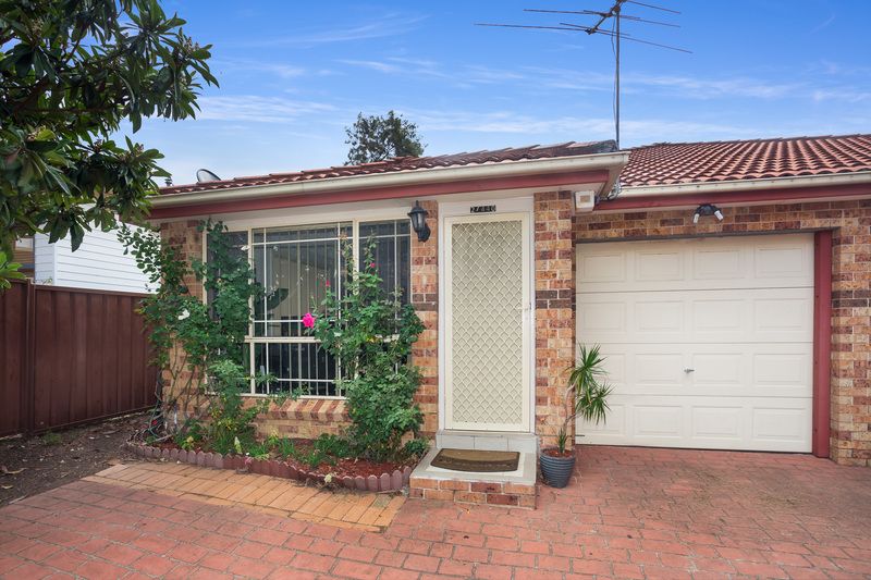 2/440 Blaxcell Street, Guildford NSW 2161
