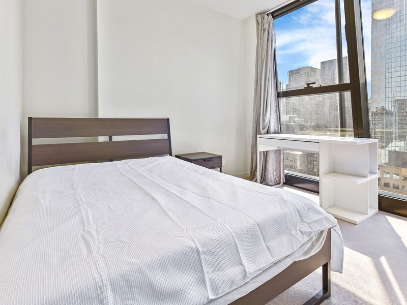 2 bedrooms Apartment / Unit / Flat in 2202/568 Collins Street MELBOURNE VIC, 3000